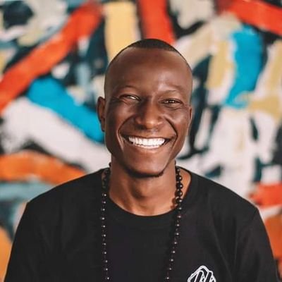🇿🇼 AfroFusion Music Artist | Global Sound
🎤 Singer • Rapper • Songwriter • Producer
Bookings:
📧 bookmsizkay@gmail.com.