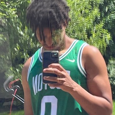 eptherealist's profile picture. 💫💫