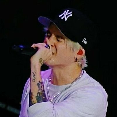Pode seguir essa conta? @ChrisVelezDaily
somos uma fonte de informações sobre o Christopher Vélez do CNCO! ❤️ Iríamos adorar ter sua Interação conosco! 🥰