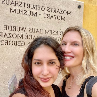 rrrajan's profile picture. Dermatologist and mother of three. Book 📚 lover--recommendations welcomed