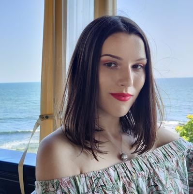 NegrusaElena's profile picture. 