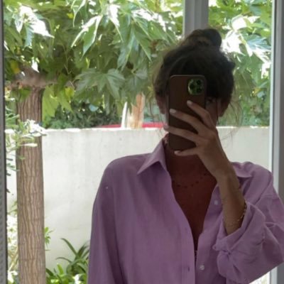 istanbulluodry's profile picture. sociology okudum toplumu eleştirme hakkım var 🤗