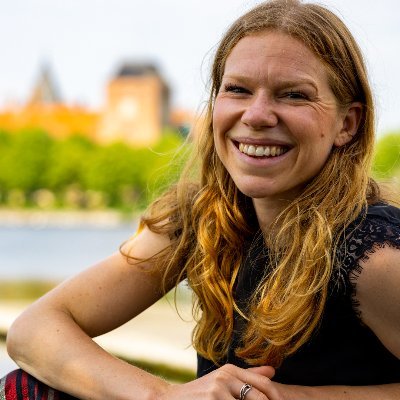 Folketingskandidat for Venstre, Sjællands Storkreds.
Emner: Fødevarer, land og by, bæredygtighed, kultur
Kontakt: iben@folketinget.nu / +45 22 48 35 11