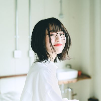 ニューウォーカーズ所属 28歳 休日に女優業している現役薬剤師💊 TikTok LIVE毎日配信🧸 コメントDMは返せません💦 お仕事依頼は事務所まで✉️RPG大好き🎮ゲーム実況始めました↓(現在ドラクエ3実況中⚔️)