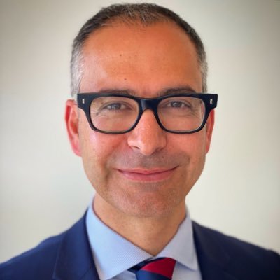 Senior Clinical Lecturer & Orthopaedic consultant. Ortho geek with humanitarian interest. Founder Rooms4NHS charity. https://t.co/KK5qgtTBGu Director