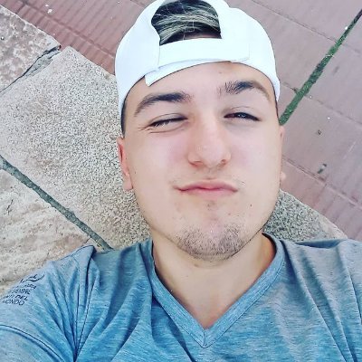 KashikMc's profile picture. Hola mi nombre es Agustin Nahuel Andrada  tengo 20 años y me gusta mucho la idea de hacer canciones me parece algo divertido y entretenido a la ves