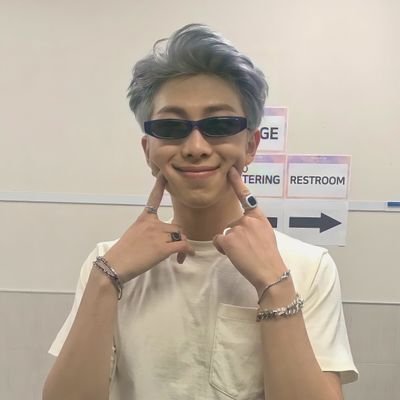 ,  방탄 pop .
