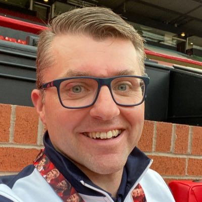 Library software trainer. Football obsessive @Rangersfc Vinyl junkie. Whisky drinker. Allotmenter. Writer @Follow_Follow_