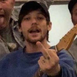 milfsforharry's profile picture. did the love affair maim you too?