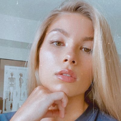 sashaaaa_05's profile picture. I’m not vegan