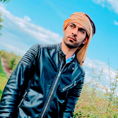 QaderiIdrees's profile picture. شوخ هستم ولی مغرورنه 
شوخ یم خو مغروره نه