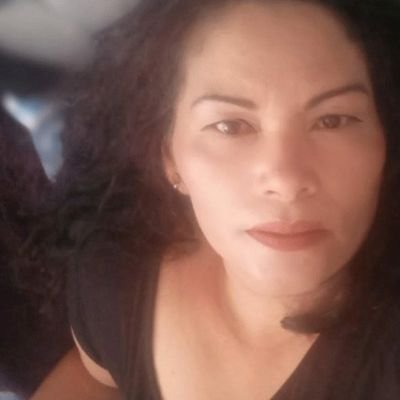 soy de Durango, trabajadora, madre y ser humano de luz