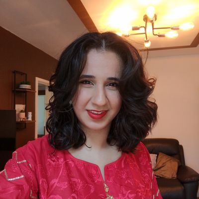 A bunch of hobbies in a trenchcoat.
1/2 of @BlanketFortRPG
💌ambereenakhan@gmail.com