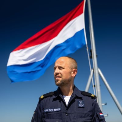 Koninklijke Marine ⚓️ Bootsman aan dek op https://t.co/FCYBpirLbj. Karel Doorman (Twitter op persoonlijke titel)