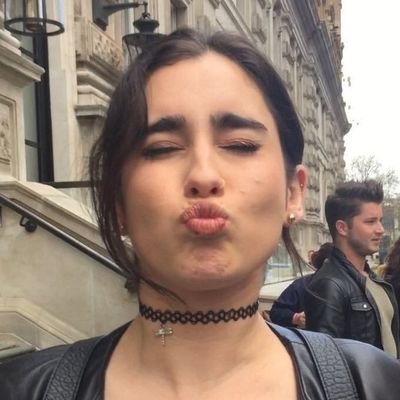 ela (eu) dela @laurenjauregui ͏