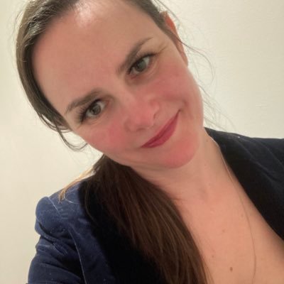 tlm_1's profile picture. Movie loving eternal optimist. Tea drinking cake muncher...girl about town!