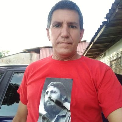 Cubano 100%, seguidor de las ideas de Fidel.