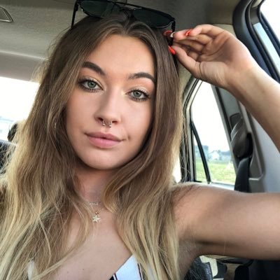 ᴮᴬˢˢᴴᴱᴬᴰ •• anime is cool •• Art •• Save the Earth ❃ •• ☼ Pisces ↑ Sagittarius ☽ Scorpio •• EMOTION IS THE ENERGY THAT MOVES YOU