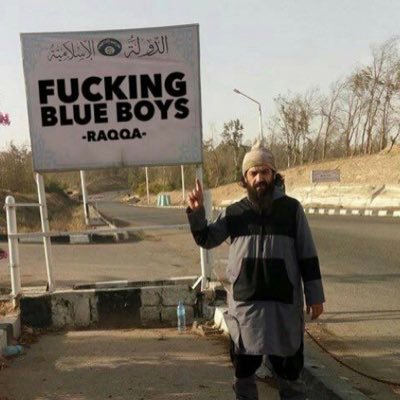 #KatibaDesNarvalos #OSINT https://t.co/5HXJRn3zb2 @KatNarvTv Je traque les djihadistes sur le net ☝🏻️n'accepte que les vierges en dm☝🏻️ #parodie @CtrlSec_FR