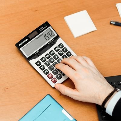 في عصر التكنولوجيا لابد لنا أن نسعى نحو التطور/ مهتم بكل ما يتعلق بعالم التجارة الرقمية 🚥
نصائح تتعلق بالأعمال/أدوات تساعد في الإنجاز/اقتباسات عالمية🔶