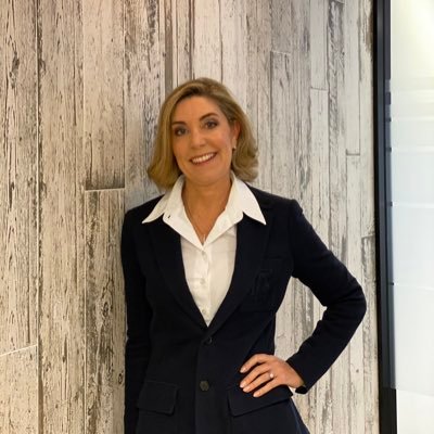 Owner Sherlock Wealth financial planning. Women in finance, leadership, connecting, communicating. Wife and busy mum of three teens and two dogs!