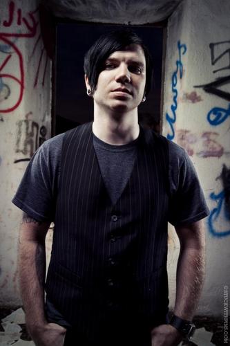 KevinEmergency's profile picture. Hi!!!!! my name is Kevin Im 25 and i play drums in the band IN AN EMERGENCY follow the band @IAEmusic