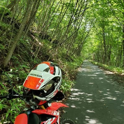 バイク好きです❗
矢沢永吉大好き😍
海上コンテナドライバーです👋😃💦
…垢と特定せず多雑につぶやきます😅
どーぞ、ヨロシクお願いします🙇⤵️