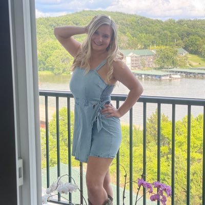 vpotter28's profile picture. The only person you should try to be better than is the person you were yesterday.
