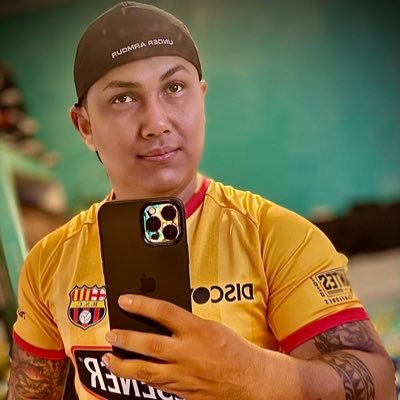 Adicto al rock 🤘🏻y aficionado al fútbol, Padre de Rafaela y Jostin… y un man que sabe!...