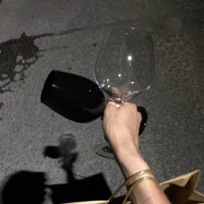 ワインのアカウント　飲んだものをたまにあげています。