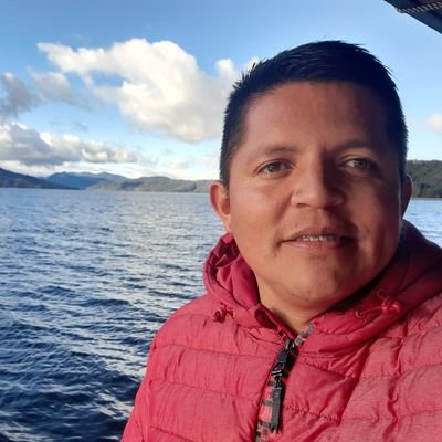 Para todos todo, para nosotros nada, para nosotros la alegre rebeldía de querer un mundo mejor!!!