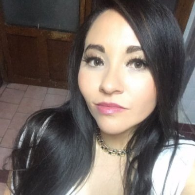 Me gusta vivir 🙂 , me gusta soñar ✨, que puedo pedir si he nacido pa' gozar 😎. Emprendedora de día ☀️, Redactora Web en El Sol de Puebla por la tarde-noche 🌙