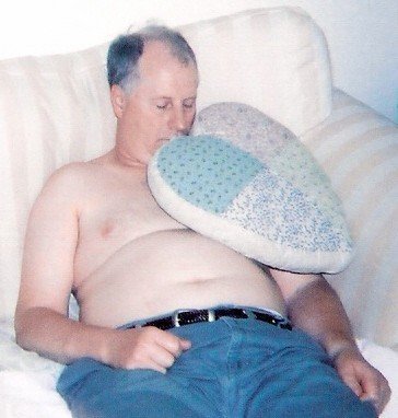 3x #D3FB Natty Champion 09 10 11 @UWWhitewater @Warhawkfootball Father of 4 (#girldad) Husband Brother Uncle Son Godfather Godson Nephew Grandson Cousin Friend