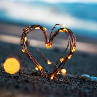 Decker001's profile picture. True love is like playing chess. A boy plays and always afraid of losing his queen and a girl risking everything just to protect her king.