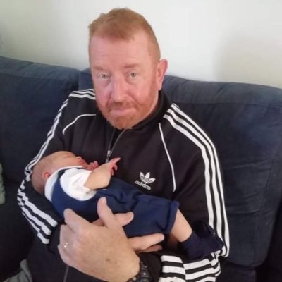 semi/ retired pe teacher married with 26 old married son. ginner and  now proud grandfather to Max. trains at Spire Boxing Academy, chesterfield.