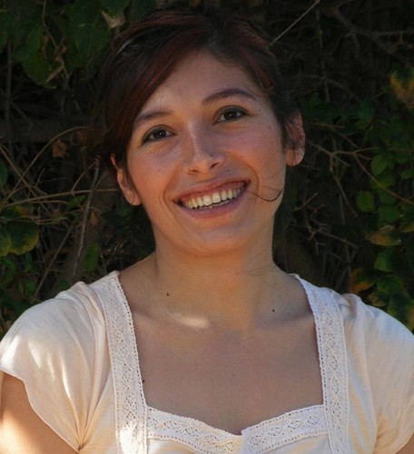 Piazenn's profile picture. Tüm hayvanlara aşık umutsuz bir keçi:) Vegan, kedi köpek kurtarıp akşama tavukdöner yemeyenlerden. ahbap'lı, warf'lı, sevpati'li, peta'lı.