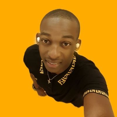 Fabu752's profile picture. I'm a cool guy