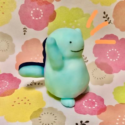 粘土でフェィクスイーツやポケモン作ってます。最近多忙なためほとんどTwitter見れてません。通知オフにしてます。