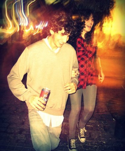 diyalektikoldum's profile picture. “ekmek, barış, toprak”