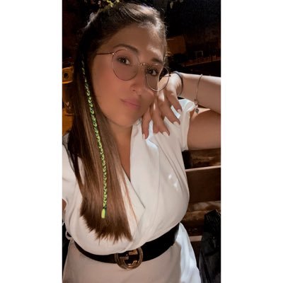 A girl of twenty years, from Italy.🇮🇹 👧🏼💥 - (family is my life..)👨👩👧👩👧