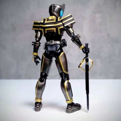 仮面ライダー、ウルトラマンとドラゴンボールの
フィギュア改造をよくやっている人。
いまホロライブハマっています。