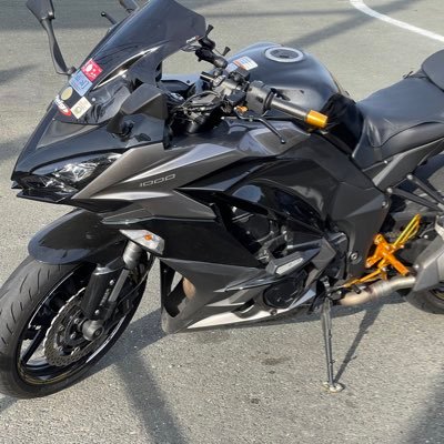 LACKPG's profile picture. ポルノグラフィティとゲームが生きる糧です！ 最近はCoDBo7、モンスト、ニケ、モンハンワイルズ、鳴潮、スト6をやってます。