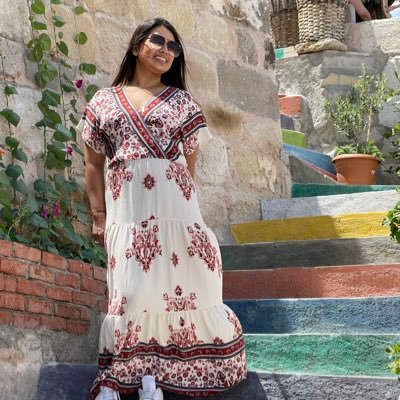 ParachaSidrah's profile picture. Wife, mom, and first grade teacher who loves to travel and go on adventures. Family is everything!