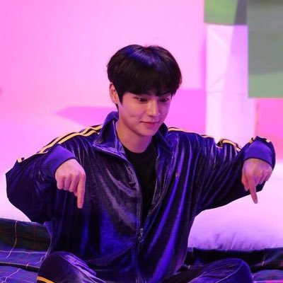 quelitaarianeh's profile picture. ✨there is no cure for what is not disease✨