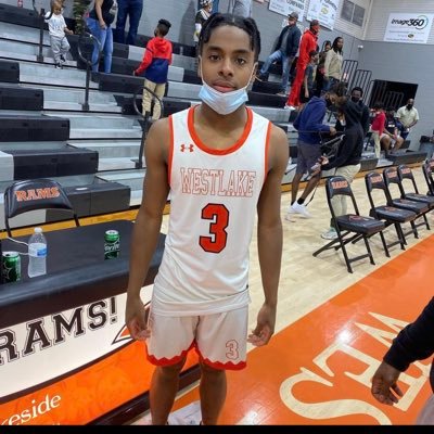 C/o 2022 🎓 5’11 QB🏈 ,PG🏀 Westlake high school #3 🏀