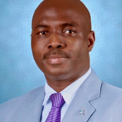 Atayero's profile picture. Nosce Te Ipsum.