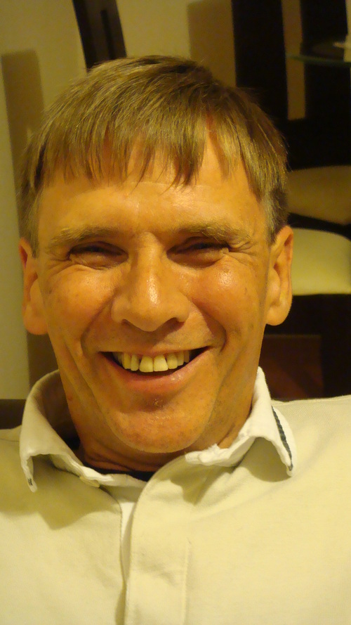 PeterWMK's profile picture. dentist..(piano)music, playing golf with friends, cooking, literature, politics.