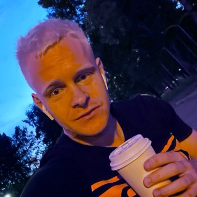 Bq4D4udDV78nepV's profile picture. 