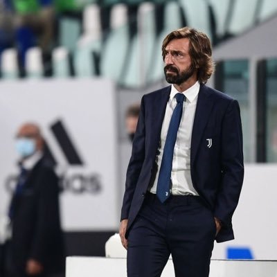 s7s29's profile picture. (  Banker  ) مُلهم بالساحرة  المستديرة  الاسطورة الكروية محور الارض #بيرلو 🤍 ..🐅