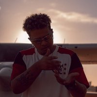 P H (@ph_elph) 's Twitter Profile